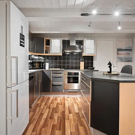 Elegant Large - Center * Tromso