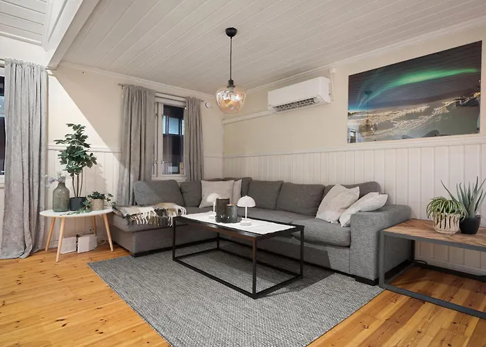 Elegant Large - Center Apartment *